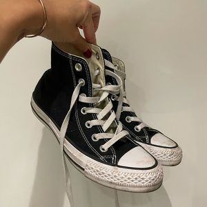 Converse-black and white, size 6.5 wm 4.5 mens